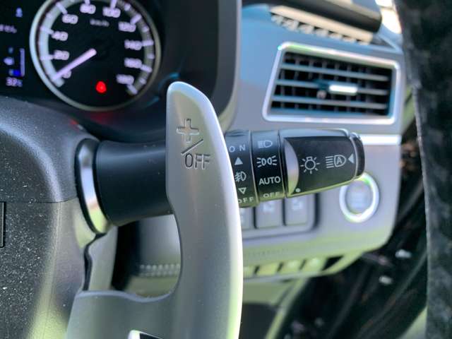 三菱 デリカ　Ｄ：５ アーバンギア ２．２ Ｇ ディーゼルターボ ４ＷＤ R1年 (関東) 99