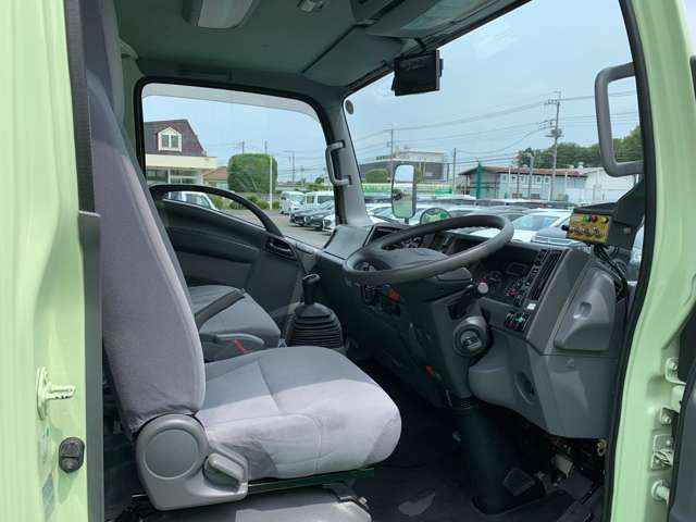 いすゞ エルフ ３．０Ｄターボ H27年 (関東) 99