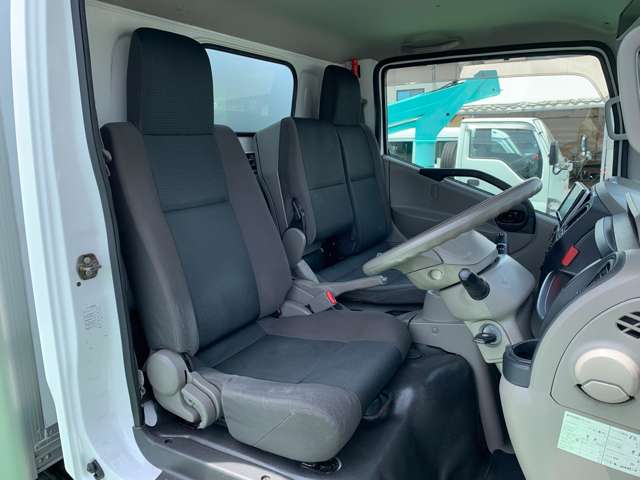 日産 アトラス ３．０Ｄターボ H29年 (関東) 99