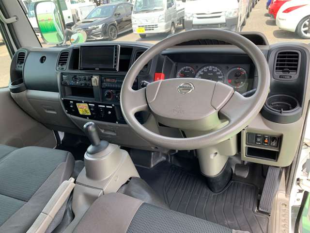 日産 アトラス ３．０Ｄターボ H29年 (関東) 99
