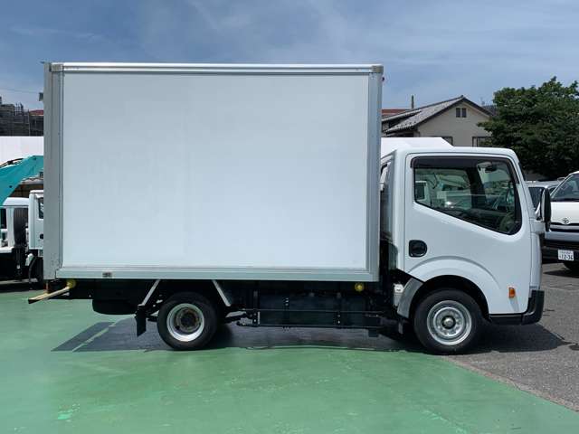 日産 アトラス ３．０Ｄターボ H29年 (関東) 99
