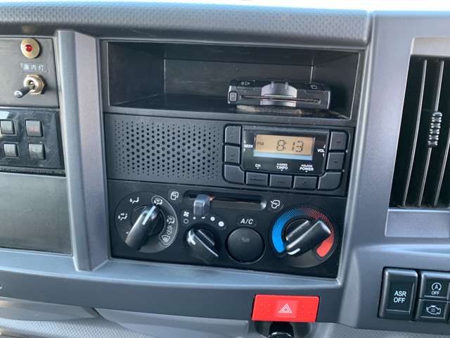 マツダ タイタン ３．０Ｄターボ R1年 (関東) 99