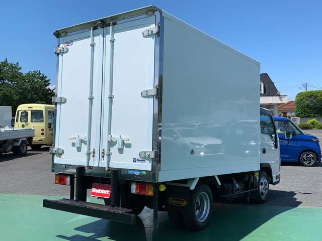 マツダ タイタン ３．０Ｄターボ R1年 (関東) 99