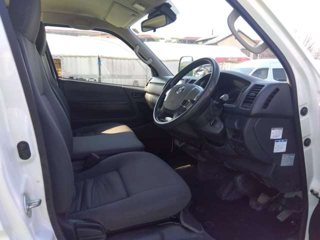 トヨタ ハイエースバン ２．８ ＤＸ ロング ディーゼルターボ H30年 (関東) 99