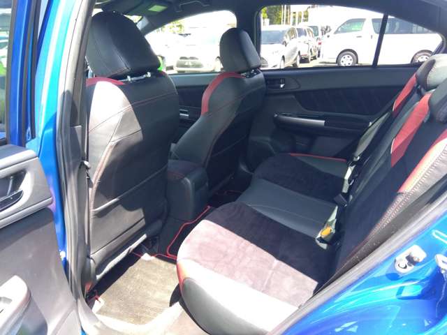 スバル ＷＲＸ　ＳＴＩ ＳＴＩ ２．０ タイプＳ ４ＷＤ H29年 (関東) 99