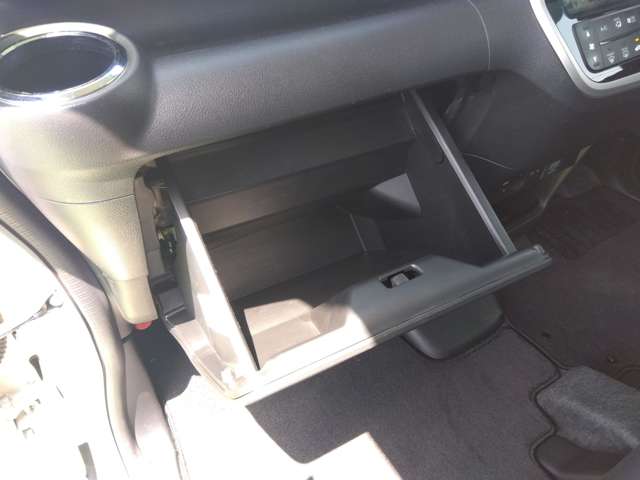 ホンダ Ｎ　ＢＯＸ ６６０ カスタムＧ ターボ Ｌパッケージ H28年 (関東) 99