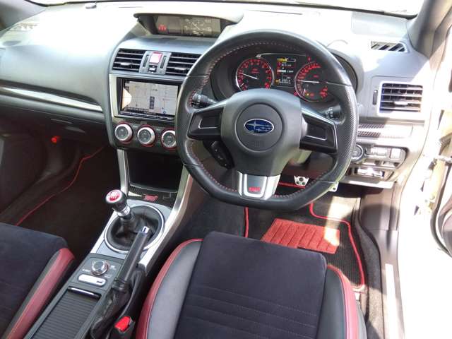 スバル ＷＲＸ　ＳＴＩ ＳＴＩ ２．０ ４ＷＤ H28年 (関東) 99