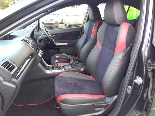 スバル ＷＲＸ　ＳＴＩ ＳＴＩ ２．０ ４ＷＤ H28年 (関東) 99