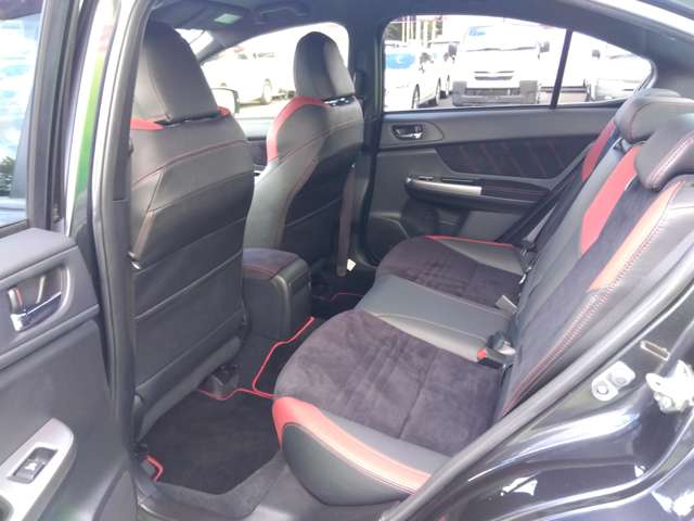 スバル ＷＲＸ　ＳＴＩ ＳＴＩ ２．０ ４ＷＤ H28年 (関東) 99