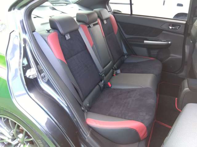 スバル ＷＲＸ　ＳＴＩ ＳＴＩ ２．０ ４ＷＤ H28年 (関東) 99