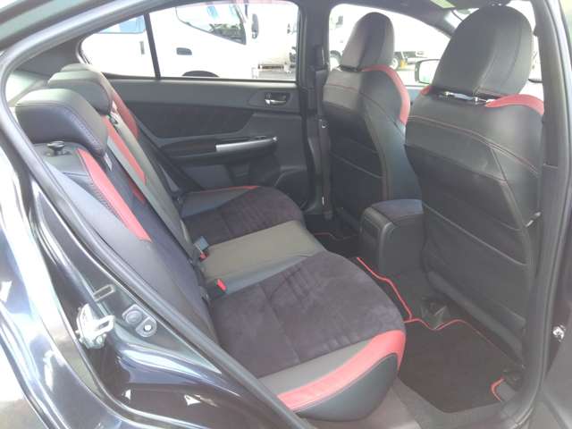スバル ＷＲＸ　ＳＴＩ ＳＴＩ ２．０ ４ＷＤ H28年 (関東) 99