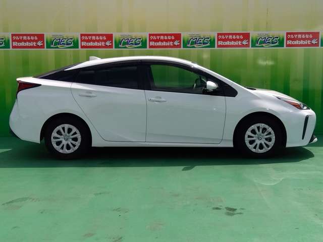 トヨタ プリウス １．８ Ｓ R4年 (関東) 99