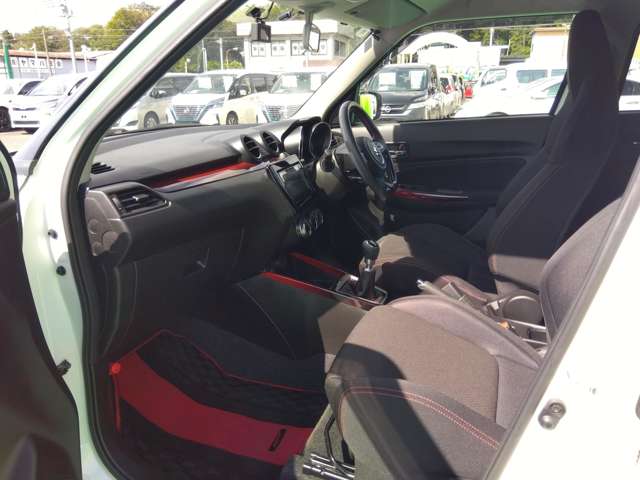 スズキ スイフト スポーツ １．４ スズキ セーフティ サポート非装着車 R4年 (関東) 99
