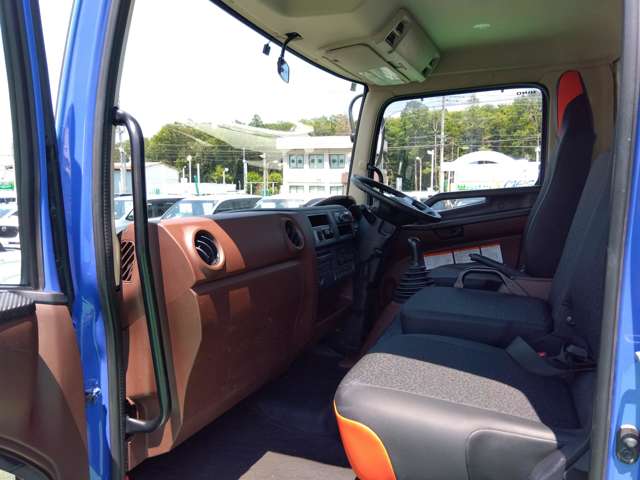 日野自動車 レンジャー ５．１Ｄ R1年 (関東) 99