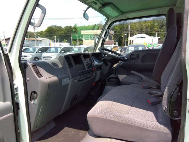 マツダ タイタン ３．０Ｄターボ R2年 (関東) 99