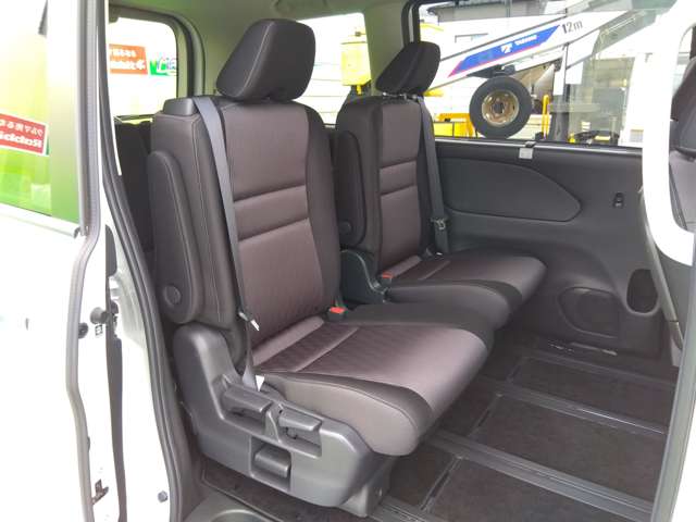 日産 セレナ １．２ Ｅ－ＰＯＷＥＲ ハイウェイスター Ｖ R4年 (関東) 99