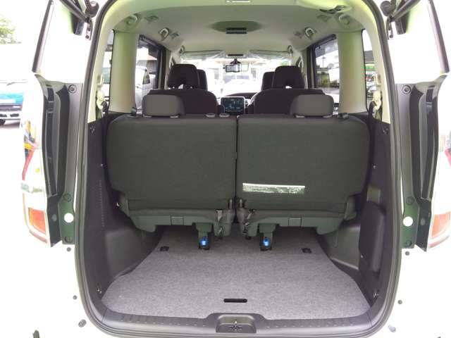 日産 セレナ １．２ Ｅ－ＰＯＷＥＲ ハイウェイスター Ｖ R4年 (関東) 99