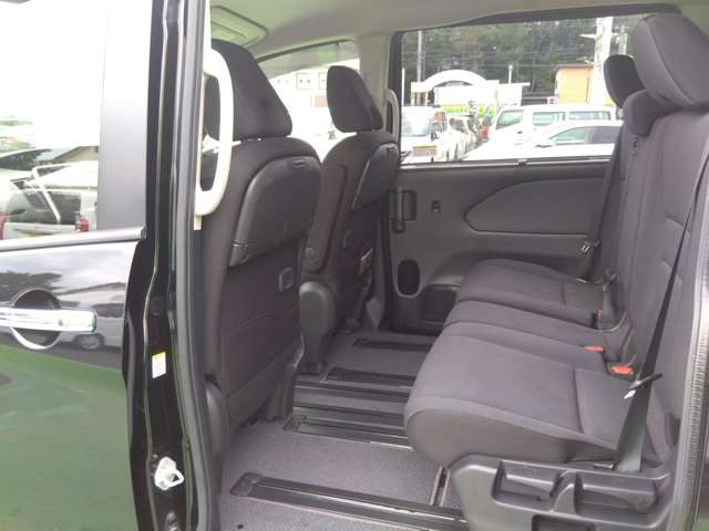 日産 セレナ ２．０ Ｘ ＶセレクションＩＩ R1年 (関東) 99
