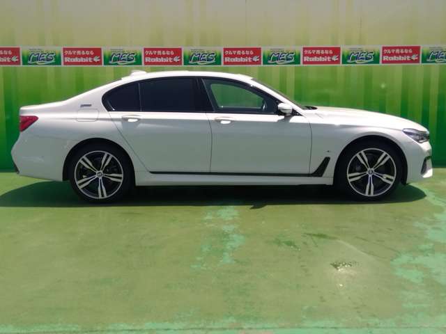 ＢＭＷ ７シリーズ ７４０ｅ　ｉパフォーマンス　Ｍスポーツ H29年 (関東) 99