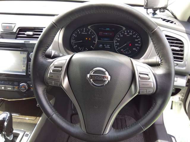 日産 ティアナ ２．５ ＸＶ ナビＡＶＭパッケージ H30年 (関東) 99
