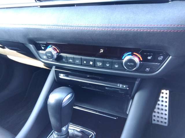 マツダ ＭＡＺＤＡ６　セダン ２．５ ２５Ｔ Ｓパッケージ R2年 (関東) 99