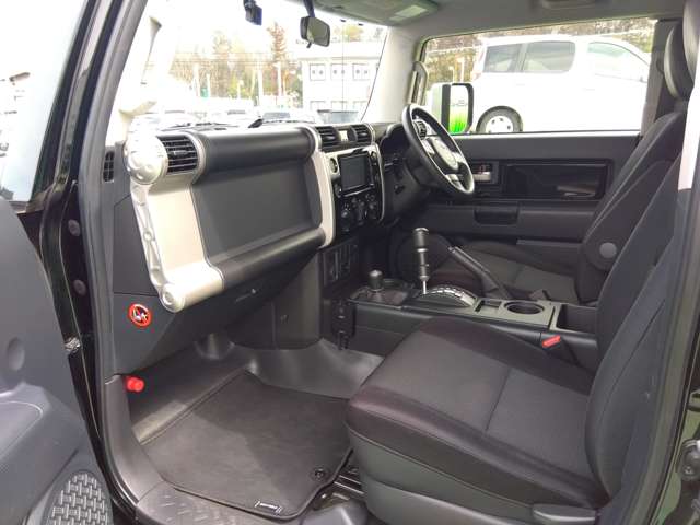 トヨタ ＦＪ　クルーザー ４．０ カラーパッケージ ４ＷＤ H26年 (関東) 99