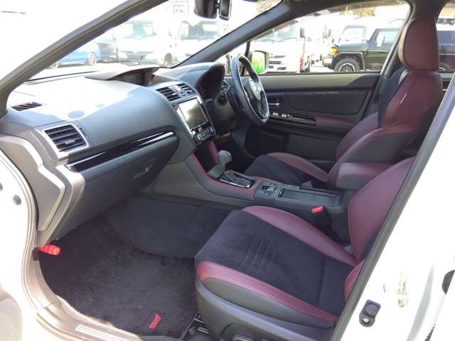 スバル ＷＲＸ　Ｓ４ Ｓ４ ２．０ ＳＴＩ スポーツ アイサイト ４ＷＤ R1年 (関東) 99