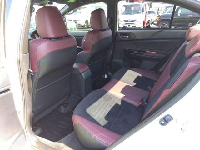 スバル ＷＲＸ　Ｓ４ Ｓ４ ２．０ ＳＴＩ スポーツ アイサイト ４ＷＤ R1年 (関東) 99