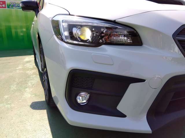 スバル ＷＲＸ　Ｓ４ Ｓ４ ２．０ ＳＴＩ スポーツ アイサイト ４ＷＤ R1年 (関東) 99