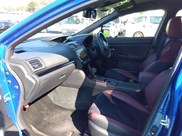 スバル ＷＲＸ　Ｓ４ Ｓ４ ２．０ ＳＴＩ スポーツ アイサイト ４ＷＤ R1年 (関東) 99