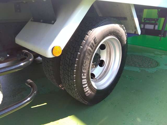 いすゞ エルフ ３．０Ｄターボ H29年 (関東) 99