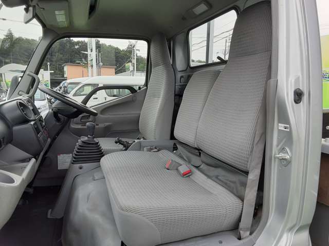 日野自動車 デュトロ ４．０Ｄターボ R1年 (関東) 99