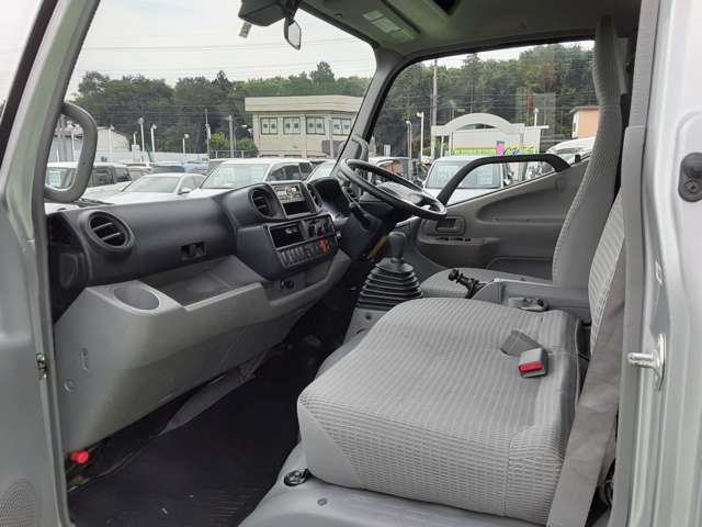 日野自動車 デュトロ ４．０Ｄターボ R1年 (関東) 99
