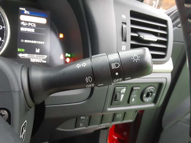 レクサス ＣＴ２００ｈ バージョンＣ H30年 (関東) 99