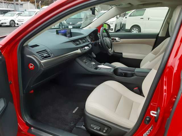 レクサス ＣＴ２００ｈ バージョンＣ H30年 (関東) 99