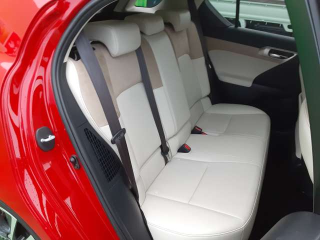 レクサス ＣＴ２００ｈ バージョンＣ H30年 (関東) 99