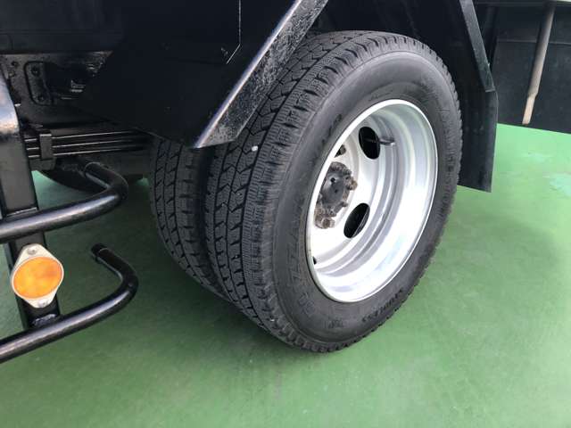 日野自動車 デュトロ ４．０Ｄターボ H27年 (関東) 99