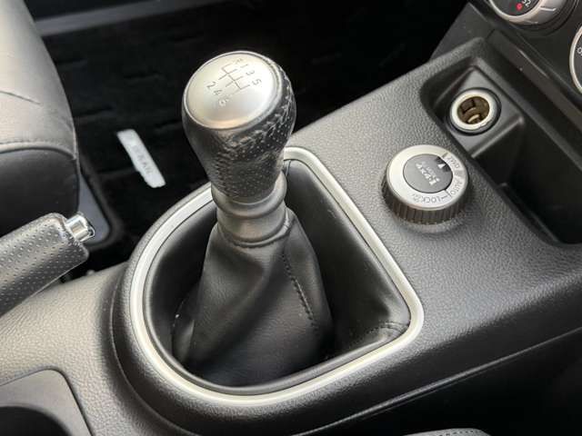 日産 エクストレイル ２．０ ２０Ｘ ４ＷＤ H20年 () 99