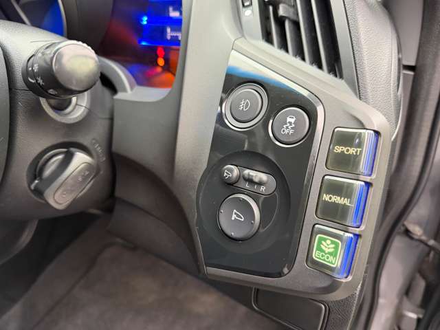 ホンダ ＣＲ−Ｚ １．５ アルファ ブラックレーベル H24年 () 99