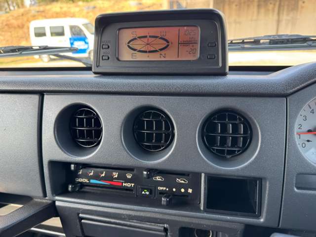 スズキ ジムニー ６６０ ワイルドウインド ４ＷＤ H8年 () 99