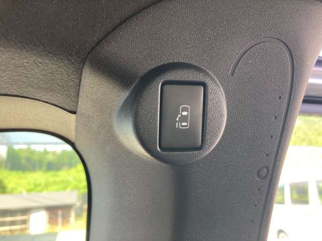 トヨタ スペイド １．５ Ｆ クイーン ４ＷＤ H29年 () 99