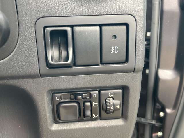 スズキ ジムニー ６６０ クロスアドベンチャー ４ＷＤ H26年 () 99