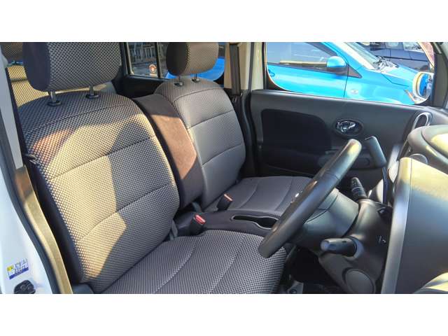 日産 キューブ １．５ ライダー ４ＷＤ H22年 (東北) 99