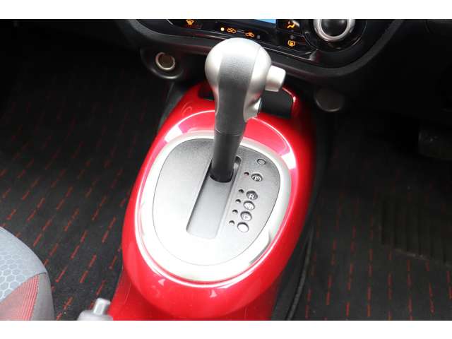 日産 ジューク １．５ １５ＲＸ タイプＶ H26年 () 99