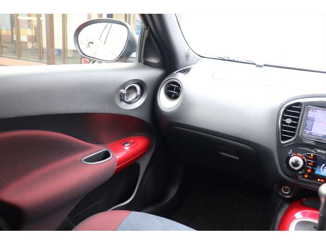 日産 ジューク １．５ １５ＲＸ タイプＶ H26年 () 99