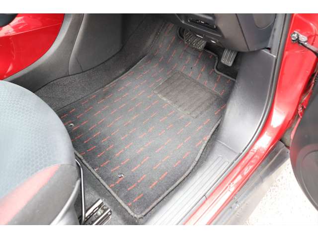 日産 ジューク １．５ １５ＲＸ タイプＶ H26年 () 99