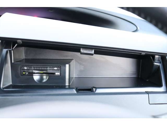 トヨタ エスティマ ２．４ アエラス H25年 () 99