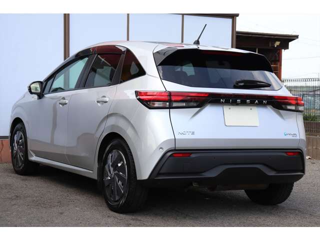 日産 ノート １．２ Ｓ ＦＯＵＲ ４ＷＤ R3年 () 99