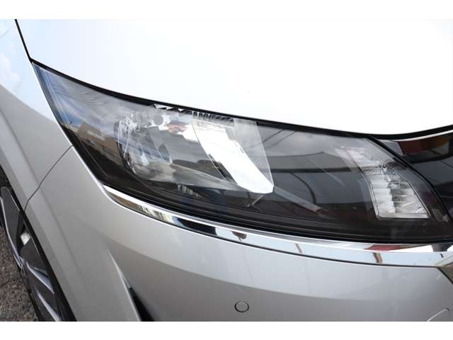 日産 ノート １．２ Ｓ ＦＯＵＲ ４ＷＤ R3年 () 99