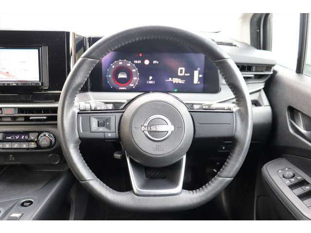 日産 ノート １．２ Ｓ ＦＯＵＲ ４ＷＤ R3年 () 99